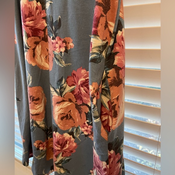 Blue + Pink Flowered Dress with Pockets - Picture 4 of 7